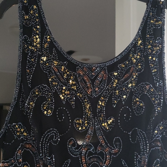 Gorgeous, formal, full-length beaded dress - Picture 8 of 9